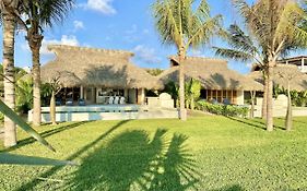 Eco Villas La Flia